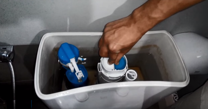 Sửa chữa thiết bị vệ sinh tại Cần Thơ - sửa bồn cầu bị chảy nước